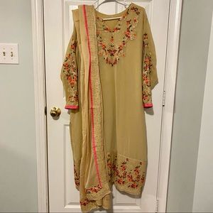 Indian Pakistani Green Salwar Kameez